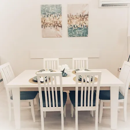 Relax In The Center, Free Parking Yambol
